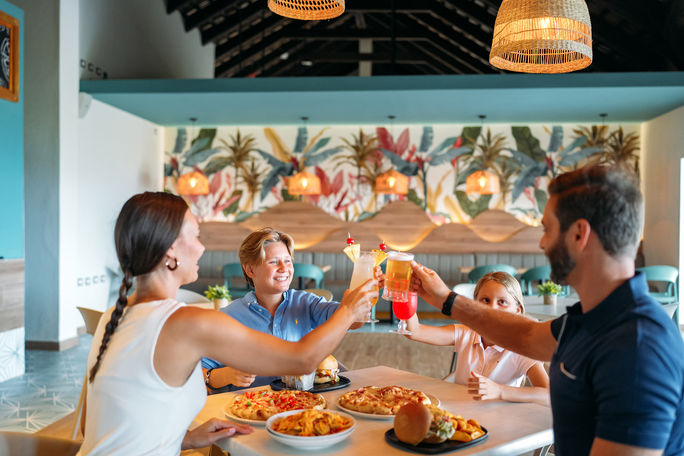 Family Dining at Wyndham Alltra Samana's Cosecha Restaurant Family Dining at Wyndham Alltra Samana's Cosecha Restaurant