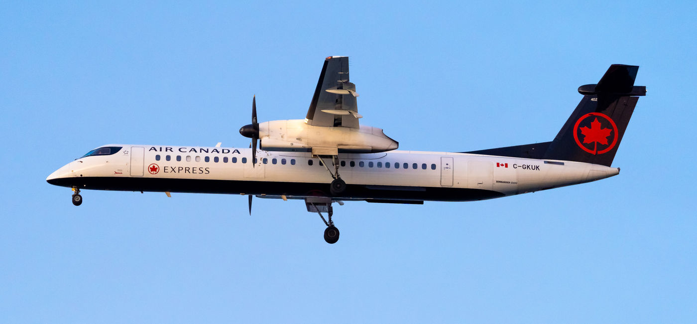 Image: Air Canada Express Q-400 (Photo Credit: Air Canada)
