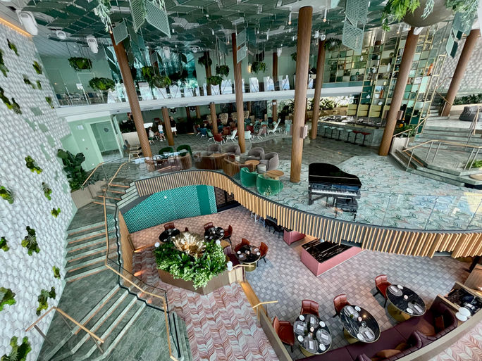 ACV/Celebrity Seminar at Sea ACV/Celebrity Seminar at Sea
