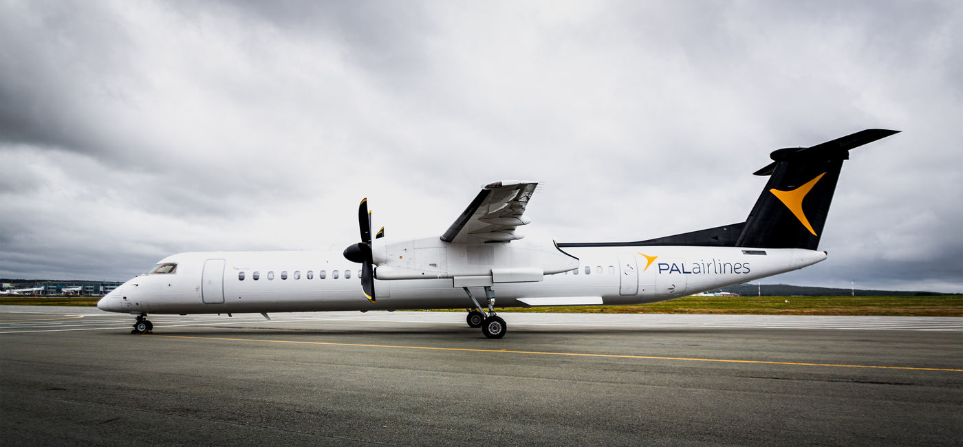 Image: A PAL Airlines Dash 8 Q400 aircraft. (Photo Credit: Wikimedia Commons/Karly Barker, CC BY-SA 4.0)