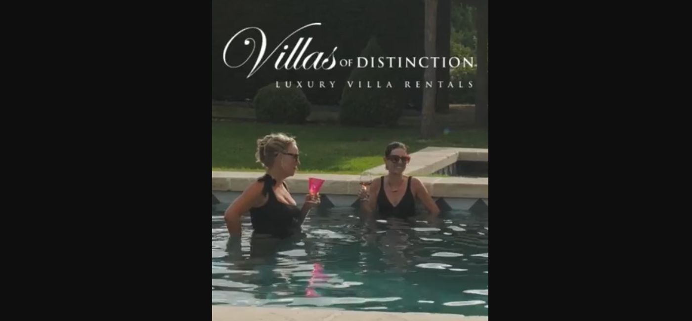 Photo: (Courtesy of Villas of Distinction)