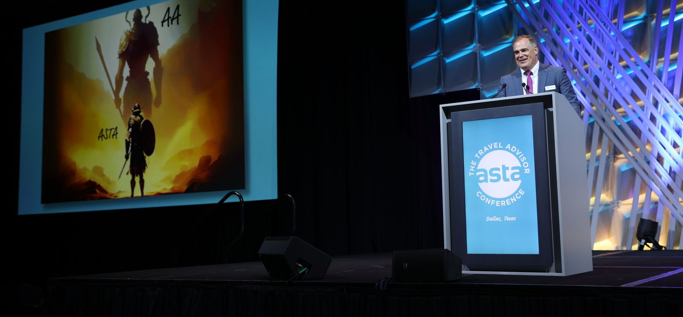Image: Zane Kerby discusses the big win over American Airlines at the 2024 ASTA Travel Advisor Conference  (Photo Credit: ASTA)