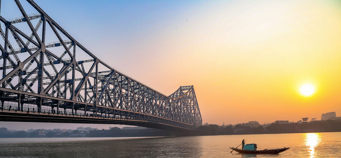 Image: Kolakata, a city in India along the Ganges River (Photo Credit: Adobe Stock/Roop Dey)