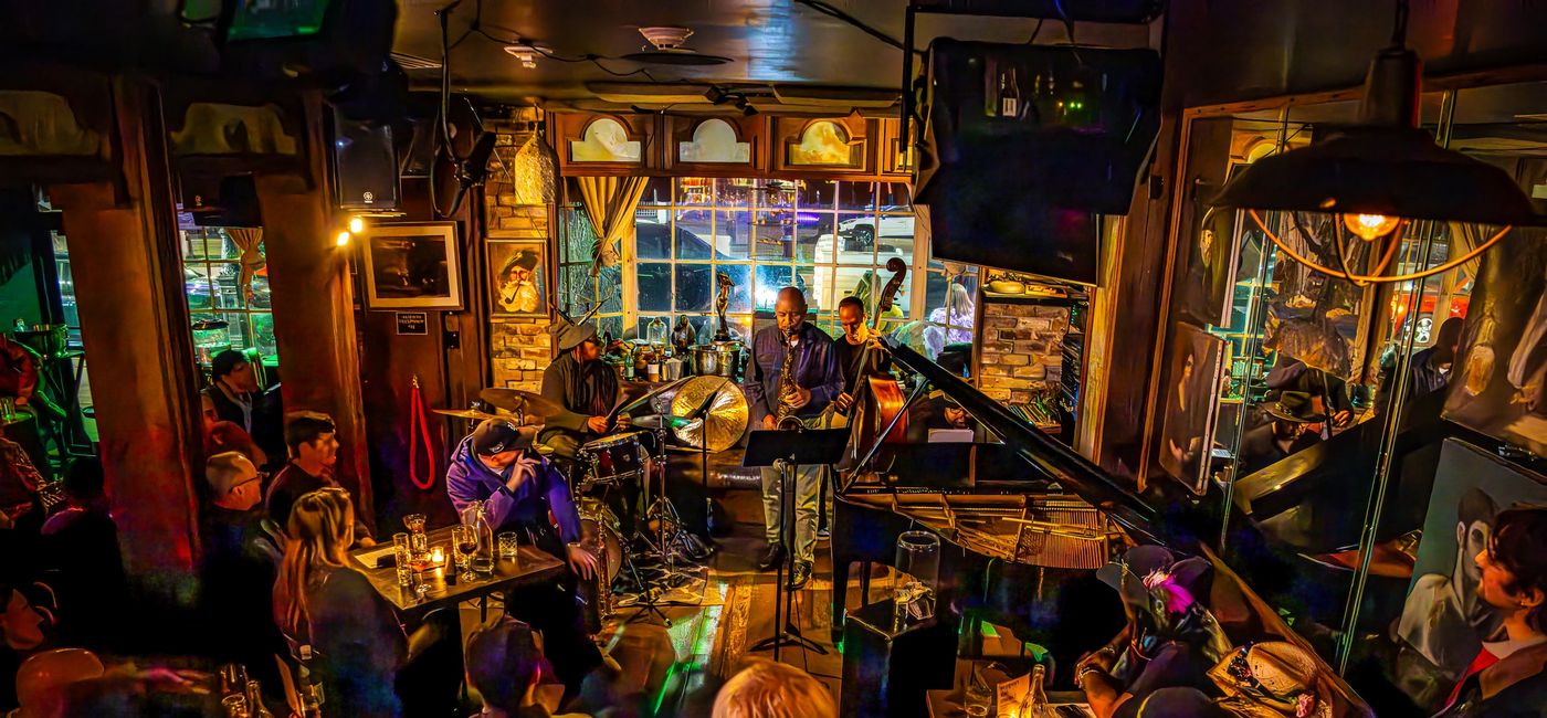 Image: Bayou Bar. (Photo Credit: Steve Rapport)