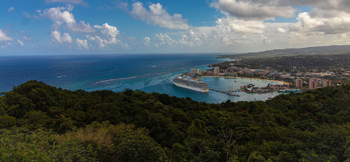 Image: Littoral d’Ocho Rios (Photo Credit: Daniel/Adobe Stock)