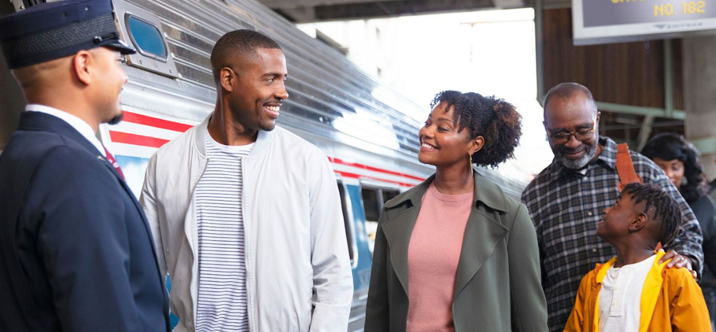 Image: Family traveling with Amtrak. (Photo Credit: Amtrak)