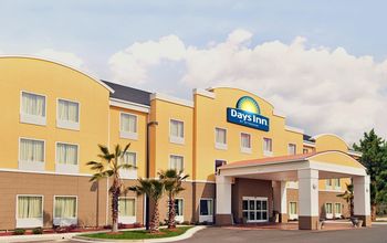 Days Inn by Wyndham.