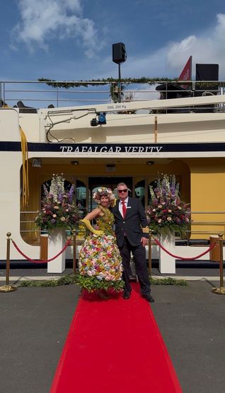 Captain Alexander van Der Graaf and performer