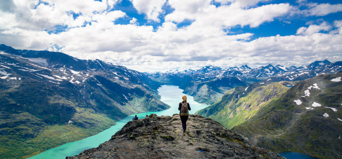 Adobe Stock, adventure travel, norway, female traveler, woman traveler, outdoor travel, nature travel, hiking, besseggen, jotunheimen, norway travel