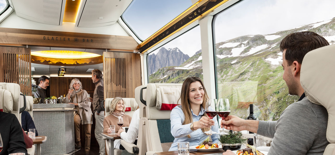 Image: Le Glacier Express (Source: Railbookers)