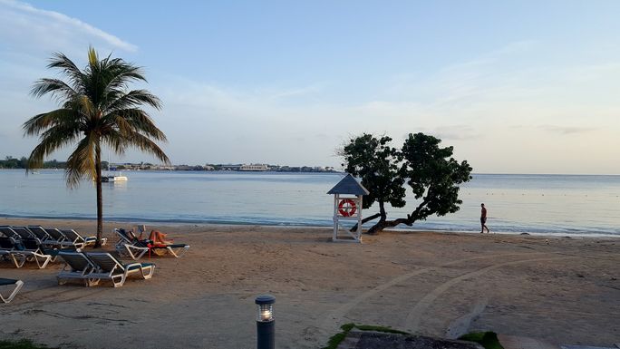 Jamaica Reports Strong Visitor Numbers Jamaica Reports Strong Visitor Numbers