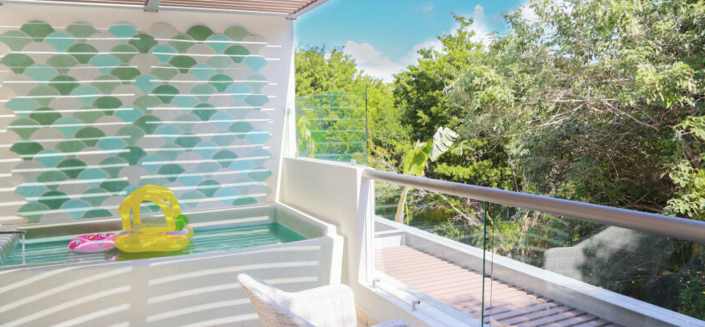 Image: Renovated family suite at Sandos Caracol
