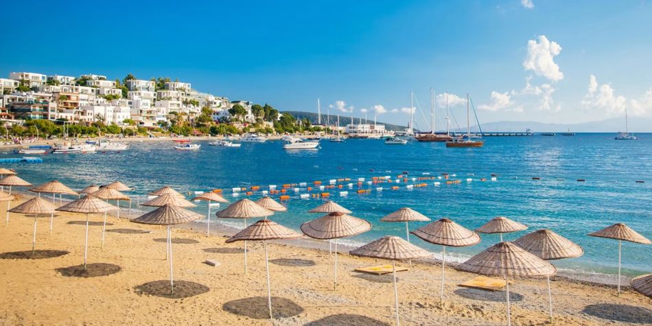 Plan Ahead and Save on 2027/2028 Voyages
