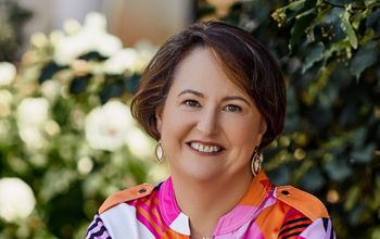 Travel Advisor Success Story: Debra Brewbaker, Carlisle Travel Management