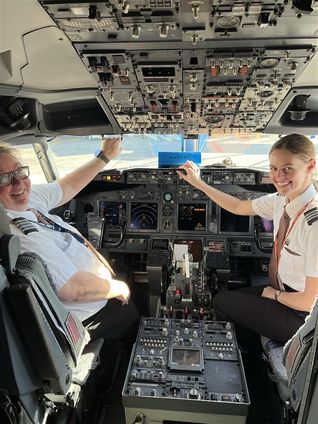 Sunwing Women's Day flight pilots