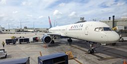 plane, delta, airport, tarmac, Delta Air Lines plane