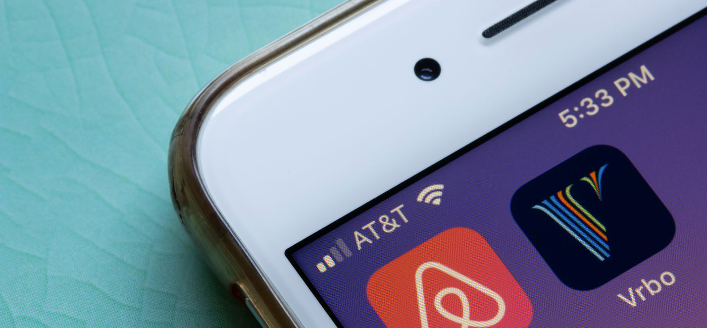 Image: Destinations are cracking down on short-term rentals (Photo Credit: Tada Images / Adobe Stock)