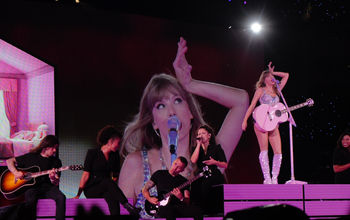 Taylor Swift performing a show as part of her Eras Tour.