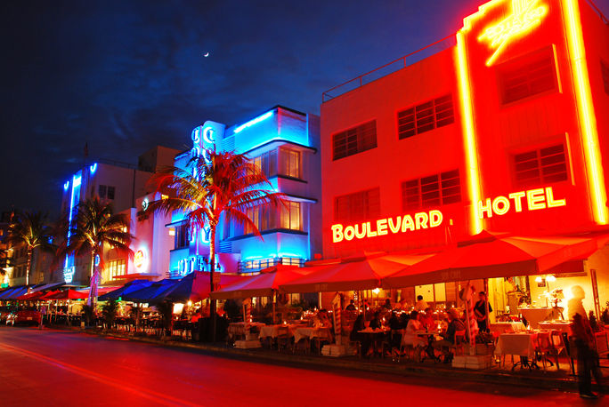 What to Do in Miami Before a Cruise

Restaurants line Ocean Drive in Miami Beach, Florida