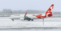 Boeing 737-800NG Combi