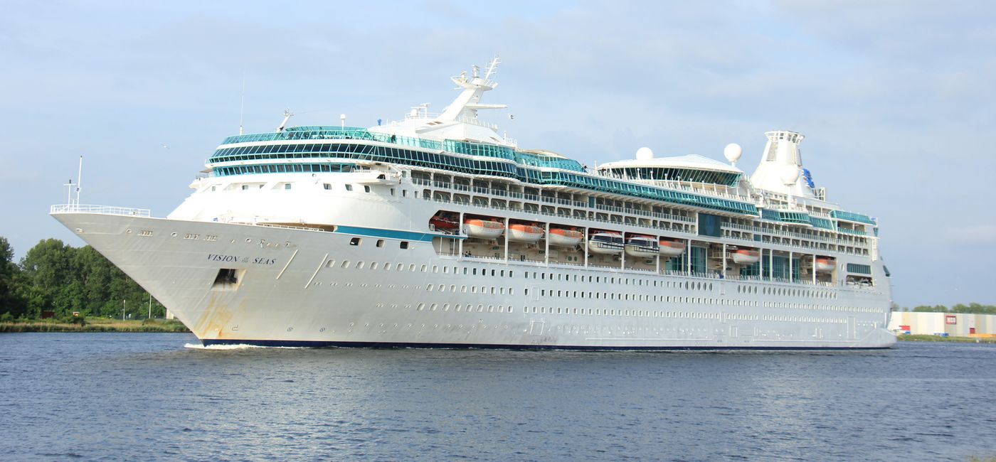 Image: Royal Caribbean International's Vision of the Seas. (Photo Credit: Adobe Stock/Studio Porto Sabbia)
