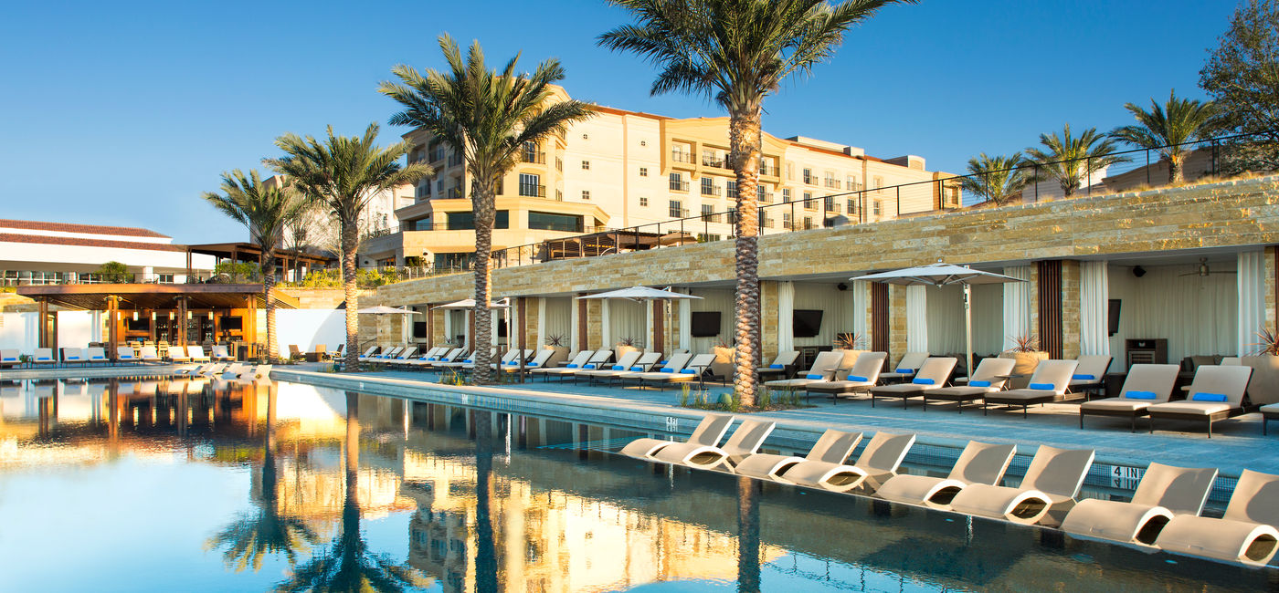 Image: La Cantera Resort Pool Deck Topaz Cabanas. (Photo Credit: Benchmark Resorts & Hotels)