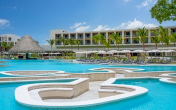 Hilton Unveils Sale For Stressed-Out Holiday Travelers