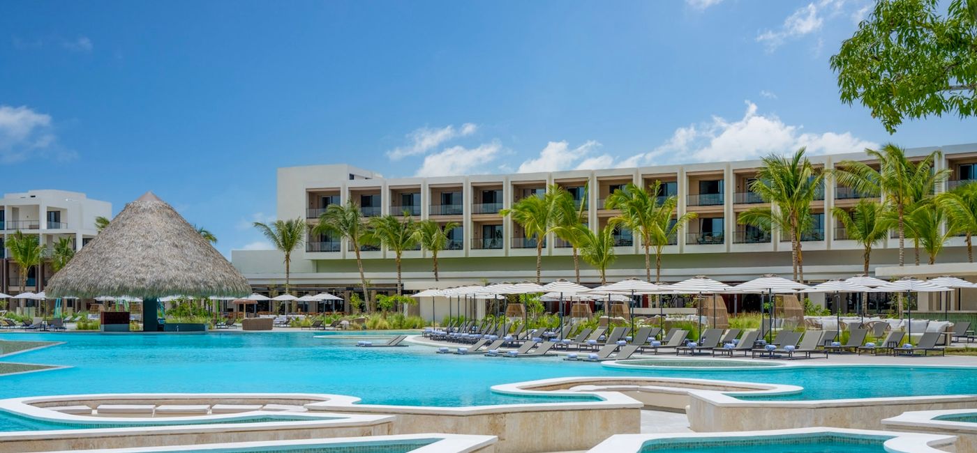 Image: The Zemi Miches Punta Cana All-Inclusive Resort in the Dominican Republic (Photo Credit: Hilton Media License)