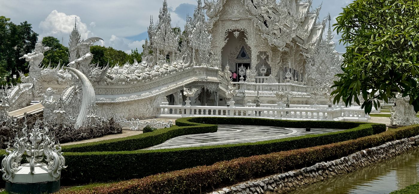 Image: Wat Rong Khun (le temple blanc) dans la province de Chiang Rai (Photo Credit: Sara Perez Webber)
