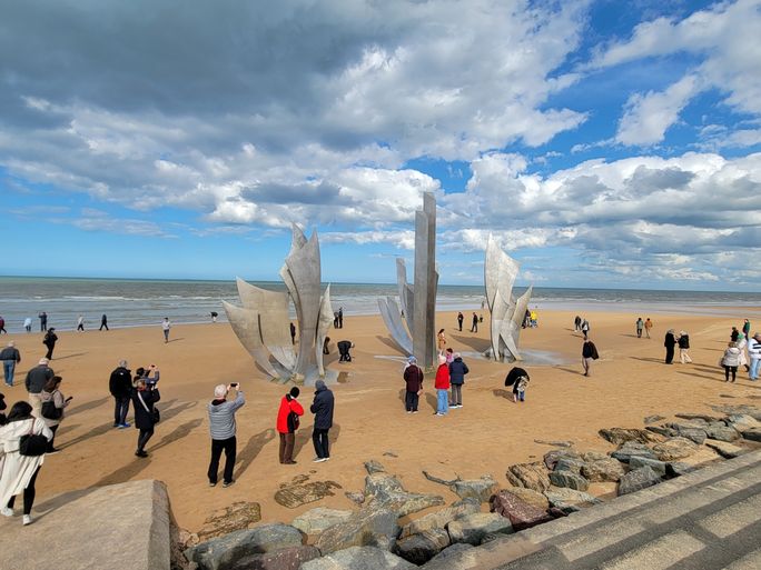 Les Braves, the braves, lacey pfalz, omaha beach, viking river cruises, D-Day, normandy