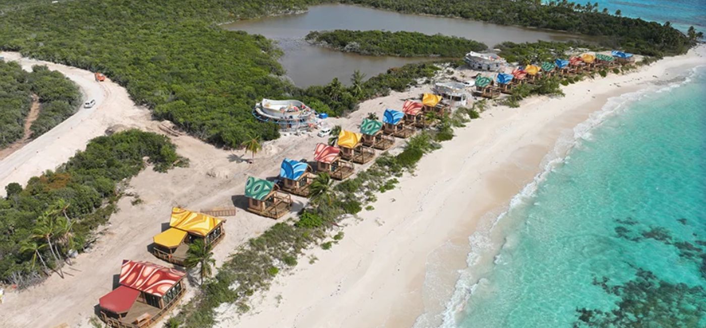 Image: Cabanas at Disney Lookout Cay. (Photo Credit: Disney Cruise Line Media)