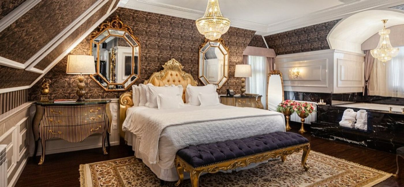 Image: Guest room at Hotel Colline de France, Gramado, Brazil.  (Photo Credit: Tripadvisor)