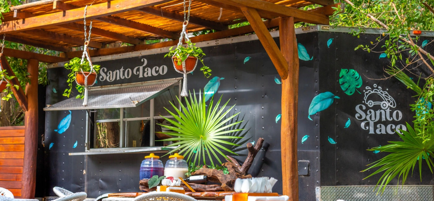 Image: Santo Taco serves Mexican street food at Sandos Caracol Eco Resort (Photo Credit: Sandos Hotels & Resorts)