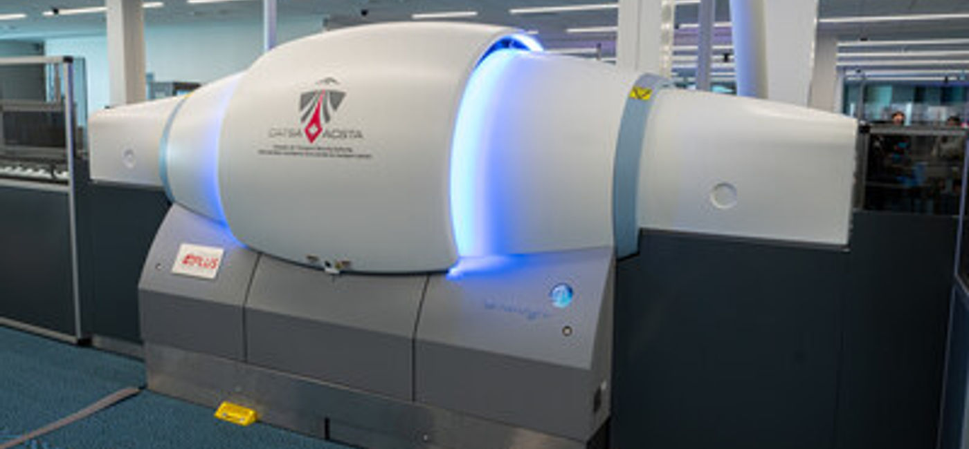 Image: CATSA is buying CT scanners that will enable pax to leave electronics, medical devices and liquids under 100 ml in their carry-on. (Photo Credit: Canadian Air Transport Security Authority)