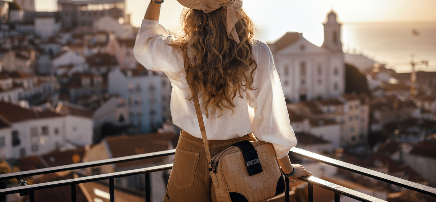 Image: Despite certain obstacles, the luxury travel segment continues to thrive. (Photo Credit: Adobe Stock/seligaa)