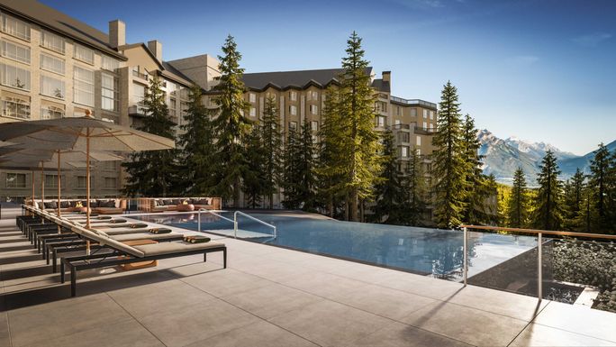 Outdoor infinity pool, Rimrock Banff