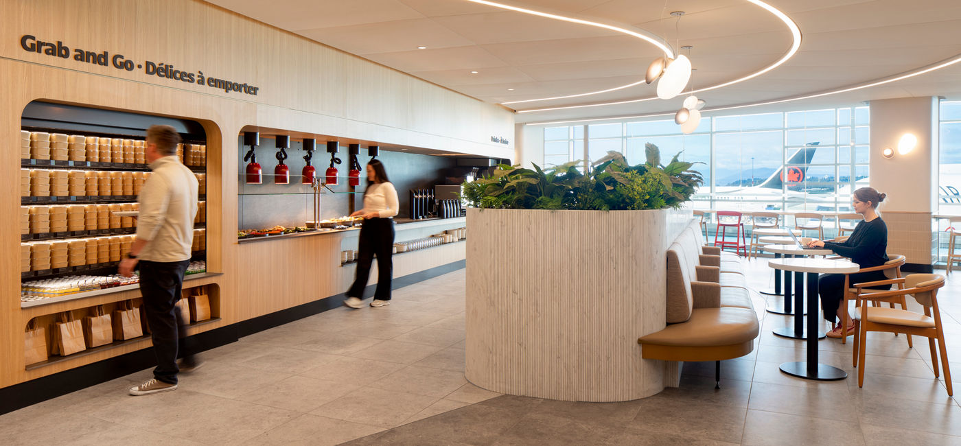 Image: Air Canada Café at Vancouver International Airport. (Photo Credit: AC)