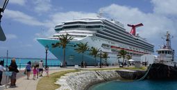 Carnival Sunrise in Bermuda