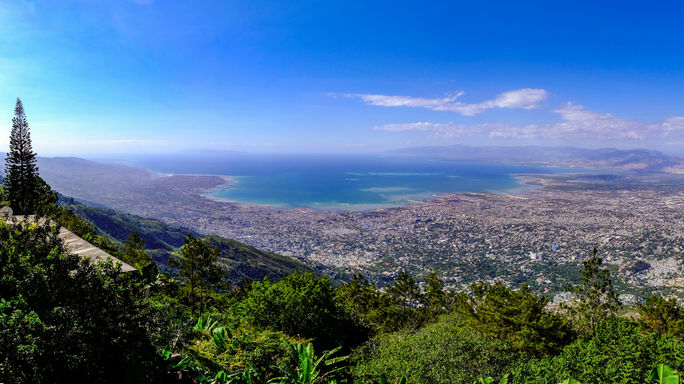 Air look to Port or Prince, Haiti Air look to Port or Prince, Haiti