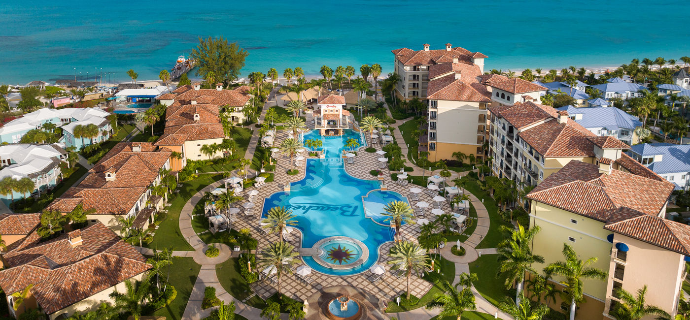 Image: Piscine du Village italien de Beaches Turks-et-Caïcos (Source: Beaches Resorts)