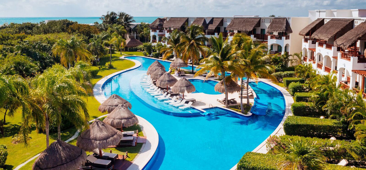 Image: Valentin Imperial Riviera Maya (Photo Credit: Funjet Vacations)