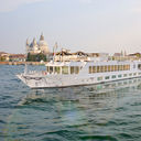 Uniworld, Italian river cruise ships, venice river ships