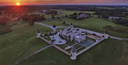VisitLEX, hotels in Lexington, resorts in Lexington, The Kentucky Castle