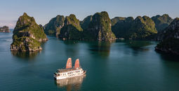 Heritage Line's Violet on Halong Bay in Vietnam