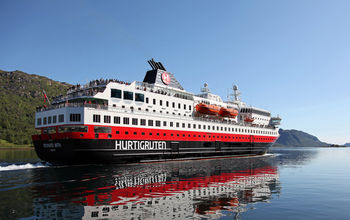 Hurtigruten Richard With
