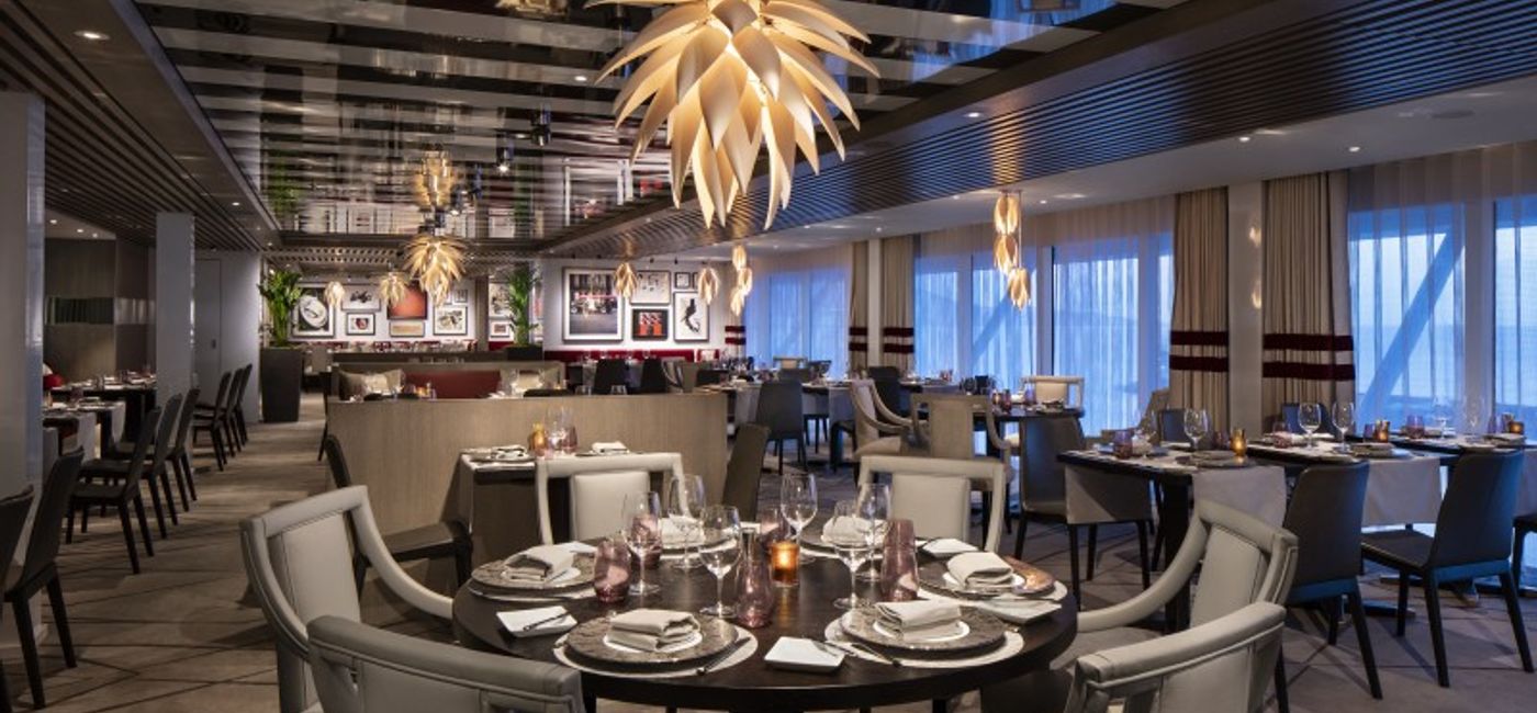 Image: Dining on Celebrity Edge is an exclusive affair for Suite Class guests with access to a private restaurant, Luminae at The Retreat, designed by Kelly Hoppen, MBE. (photo via Celebrity Cruises)