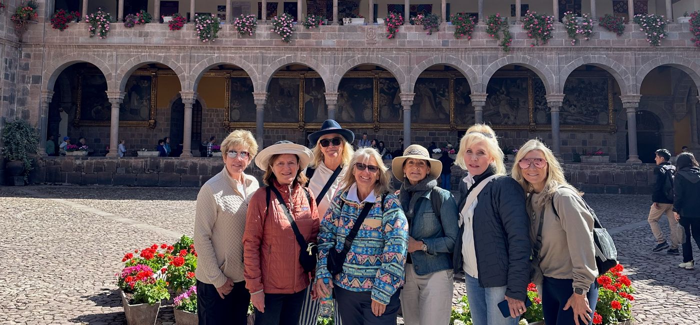 Image: Cusco group tour with Girls' Guide to the World. (Photo Credit: Girls' Guide to the World)