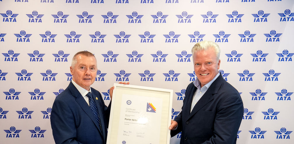 Willie Walsh, director general, IATA with Michael Deluce, CEO, Porter Airlines.