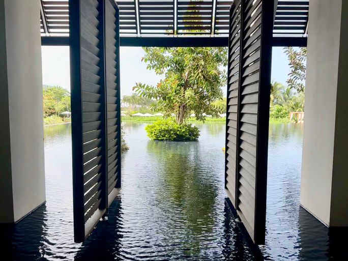 Edition Riviera Maya Resort lobby view. Edition Riviera Maya Resort lobby view.