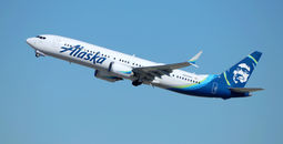 Alaska Airlines Boeing 737 Max 9 at takeoff